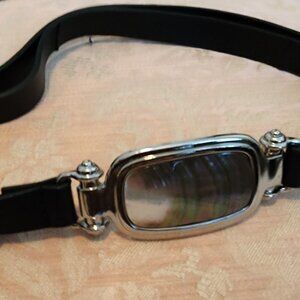 Chico, black leather belt with oyster shell clasp, Size S